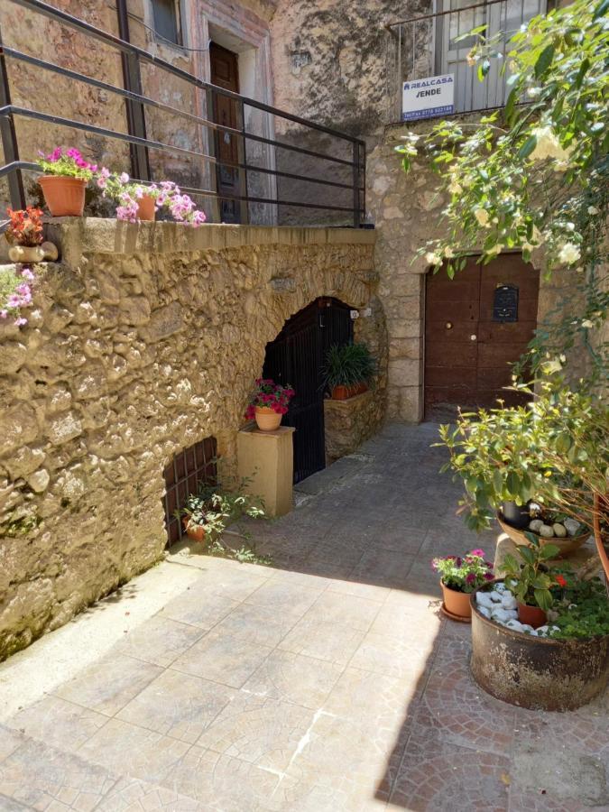 Casa Vacanze Porta Manfredi Arce Exterior photo